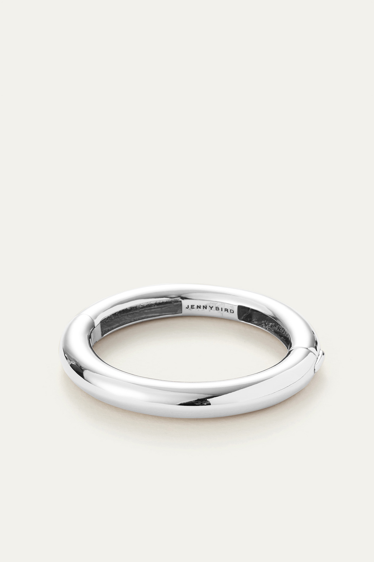 Gia Mega Bangle Silver