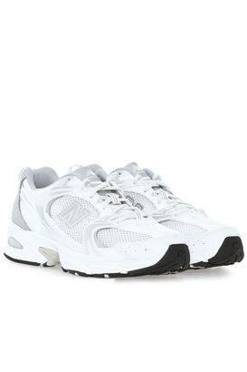 Sneaker MR530