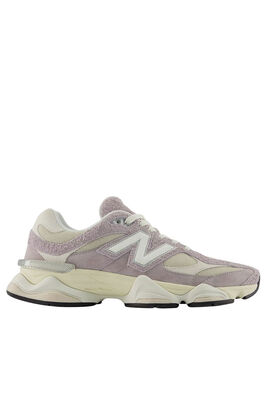 Sneaker U9060