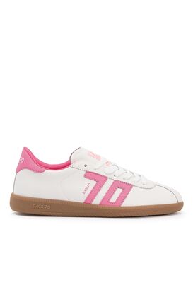 Sneaker Shelly