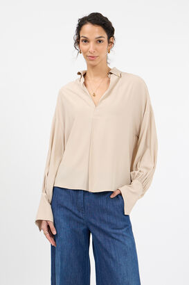 Bluse mit Seide