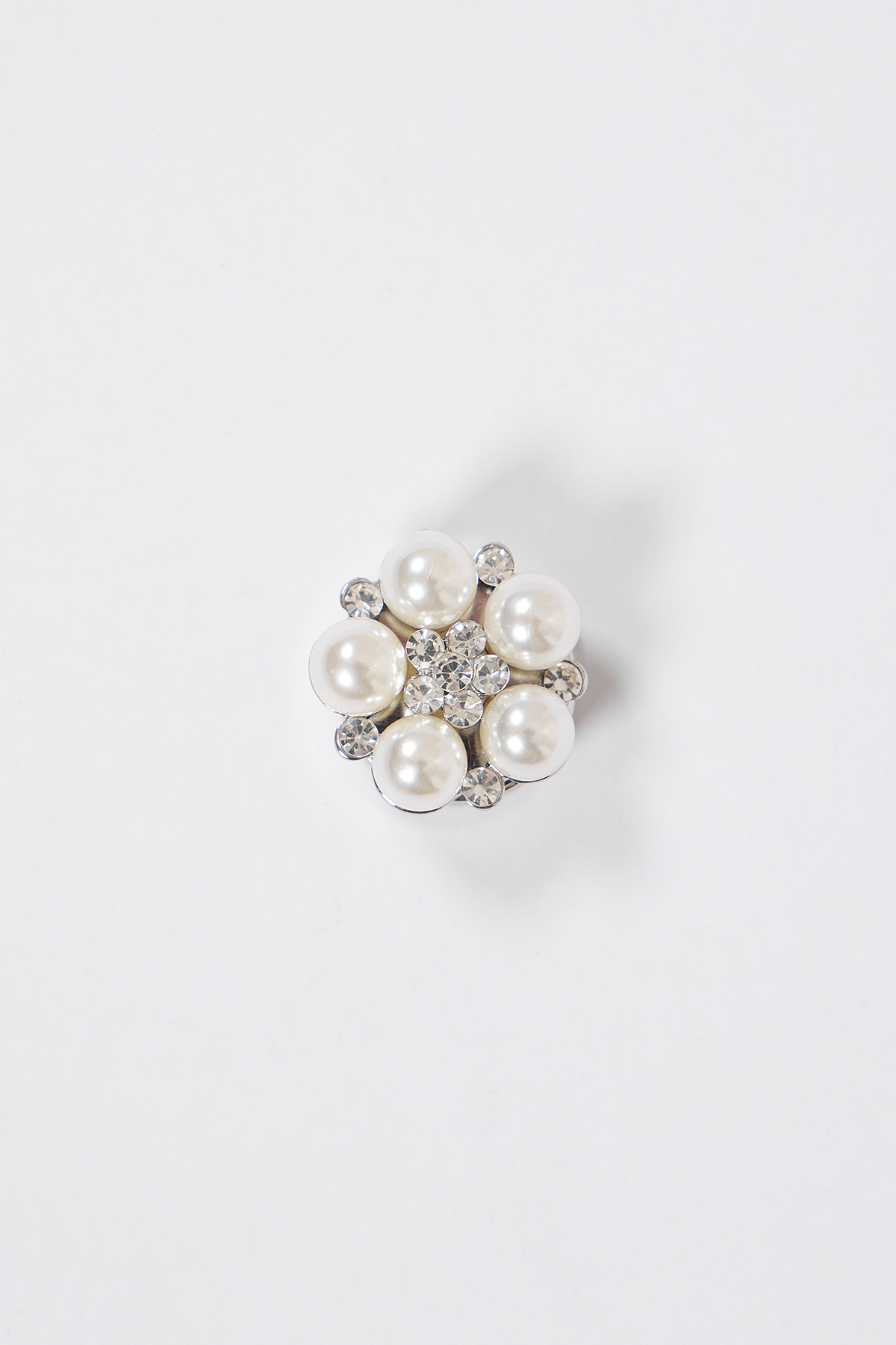 Knopf Cover, Pearl