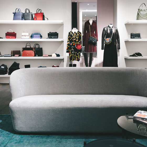 PRIVATE SHOPPING